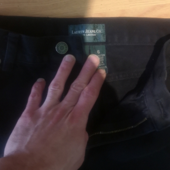 Jeans - Picture 2 of 3